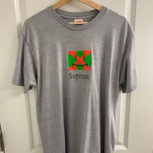 Grey Supreme Tee-Shirt
Size: Large (Could pass a medium)